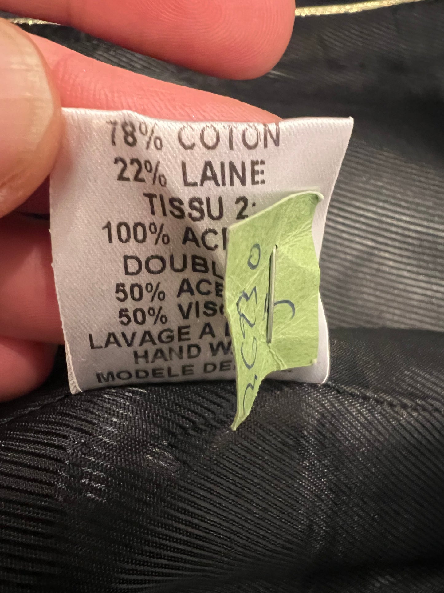 MAJE. Blazer textura solapa negra. T 38 (tara)