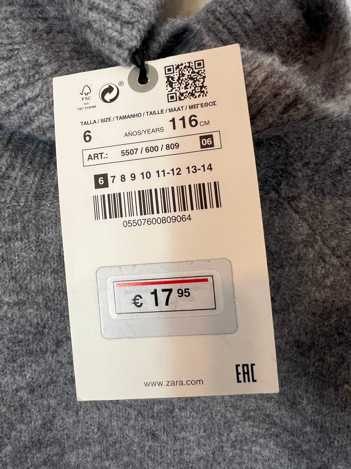 ZARA. Gray turtleneck sweater. Size 6 years