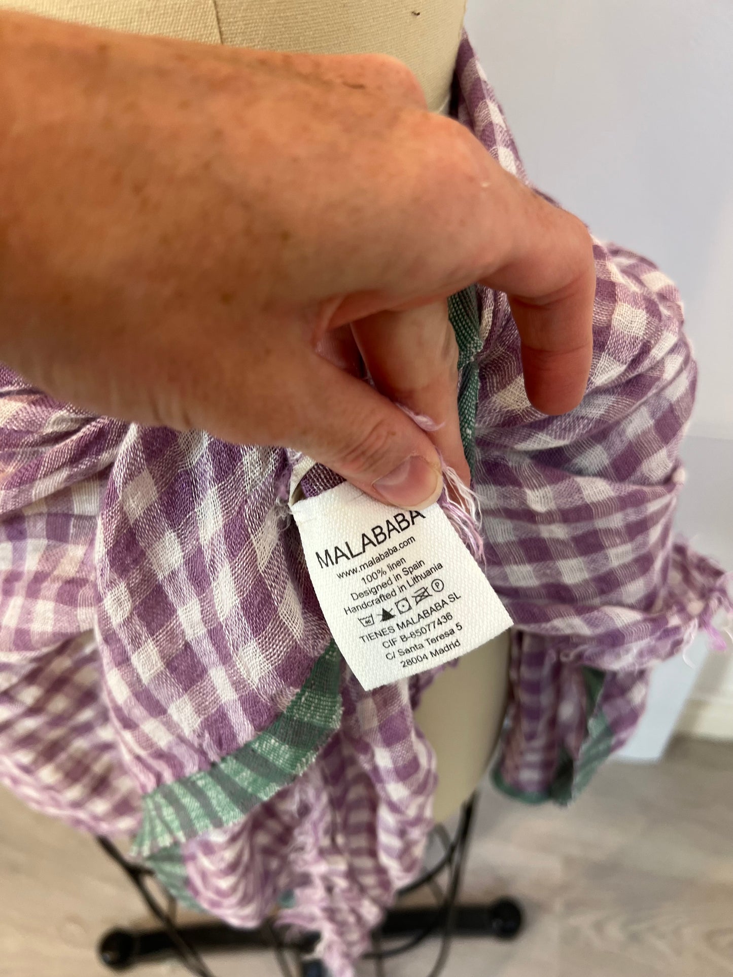 MALABABA. Pareo/fular cuadros