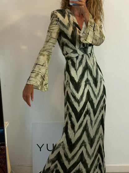 IQ COLLECTION. Vestido largo fluido estampado