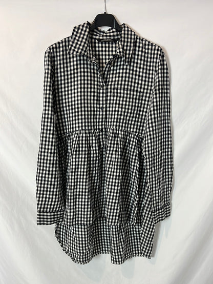 ZARA. Asymmetrical gingham long blouse.TS