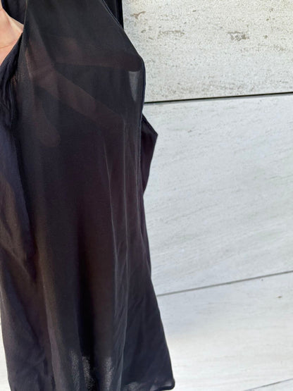 LA PERLA- Top negro con seda detalle cuello