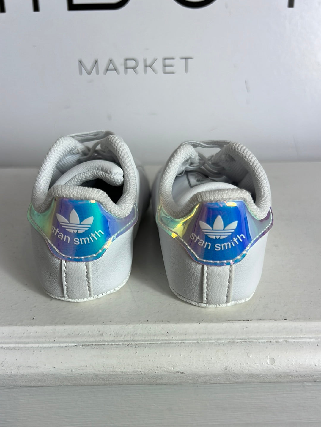 ADIDAS. Soft-soled lace-up sneakers. Size 18