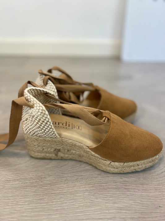 CHARDI. Cuñas esparto beige T.35