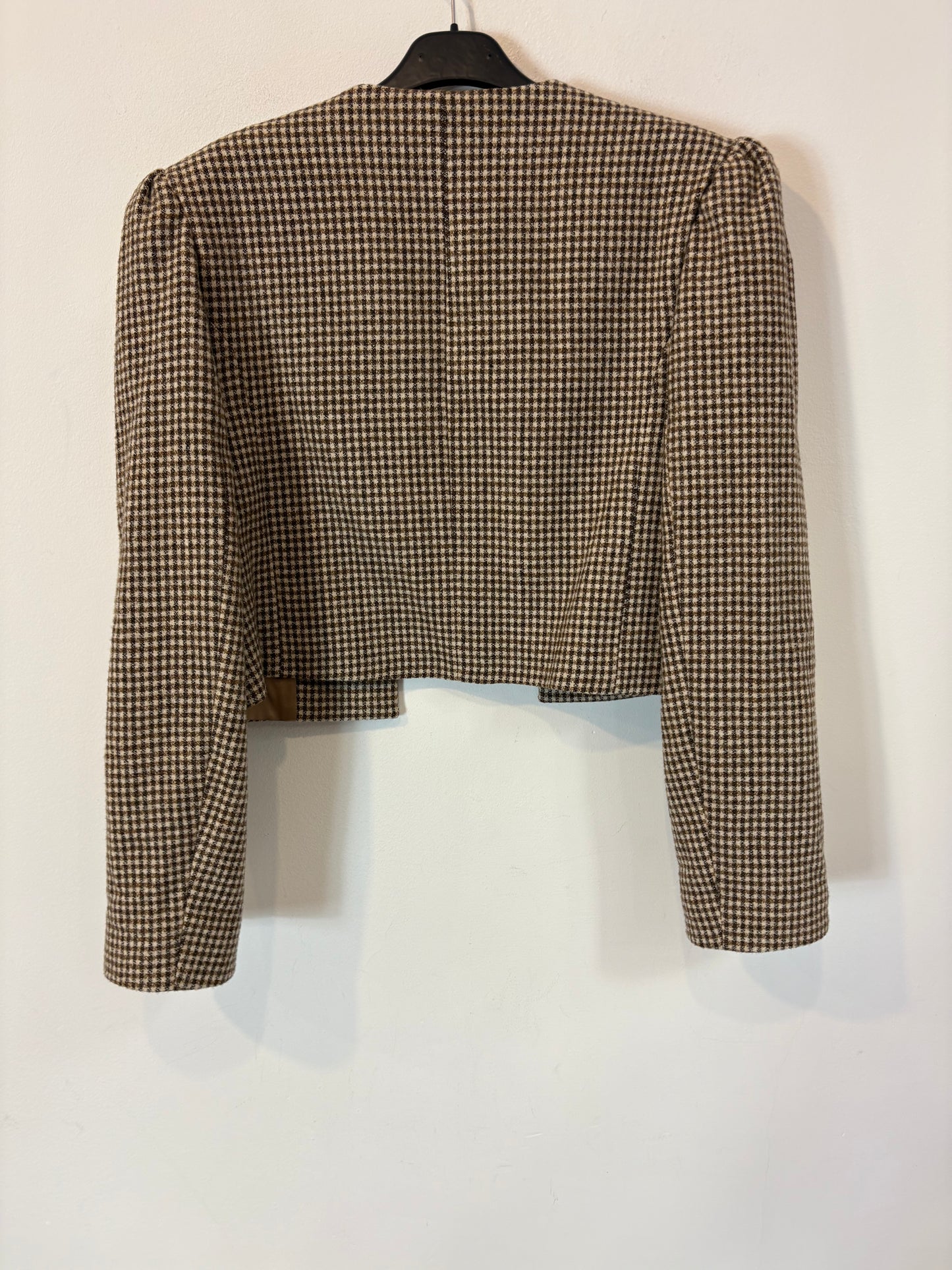 IQ. Checkered jacket with wool. TM