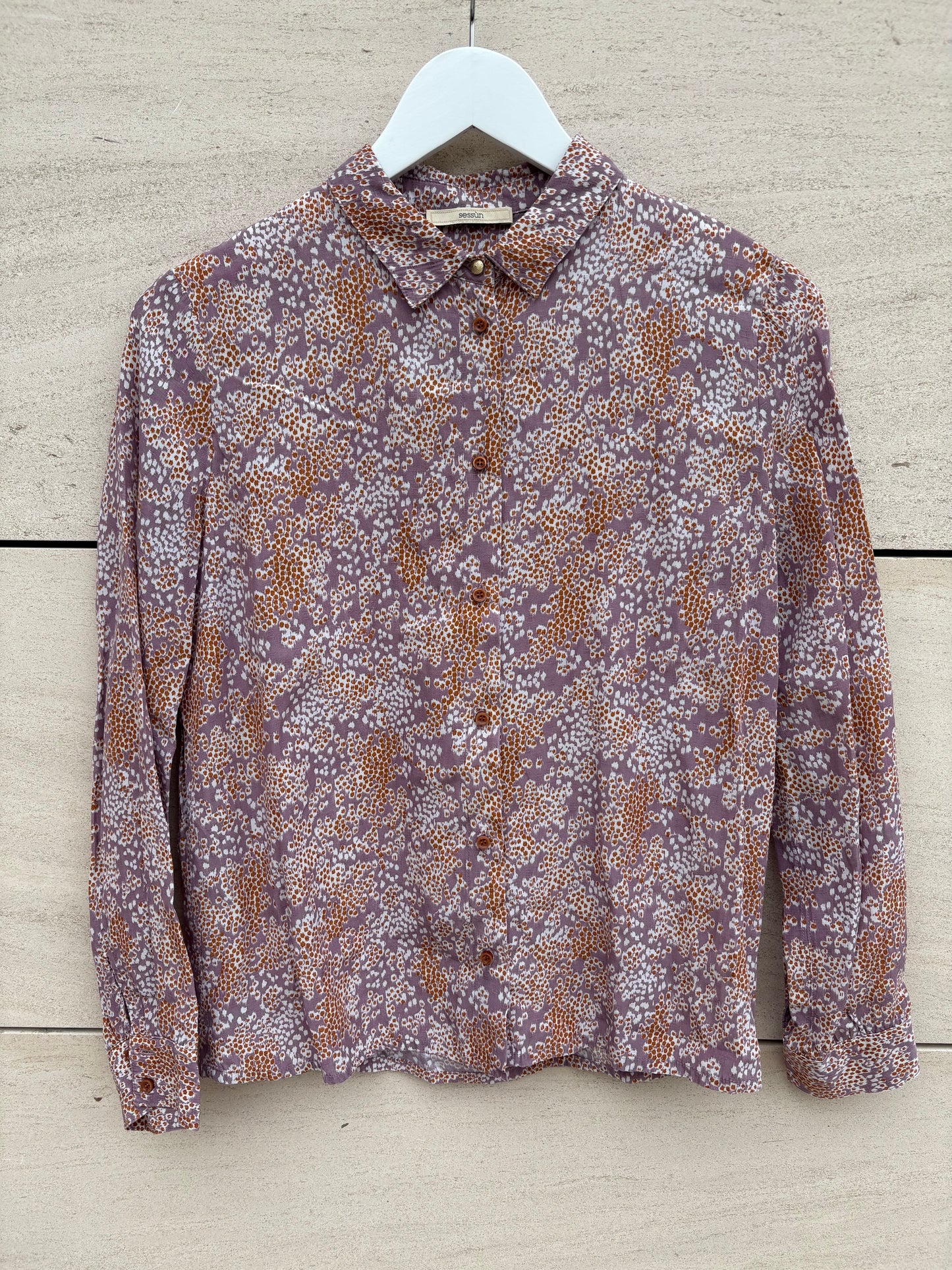 SESSÚN. Blusa malva estampada