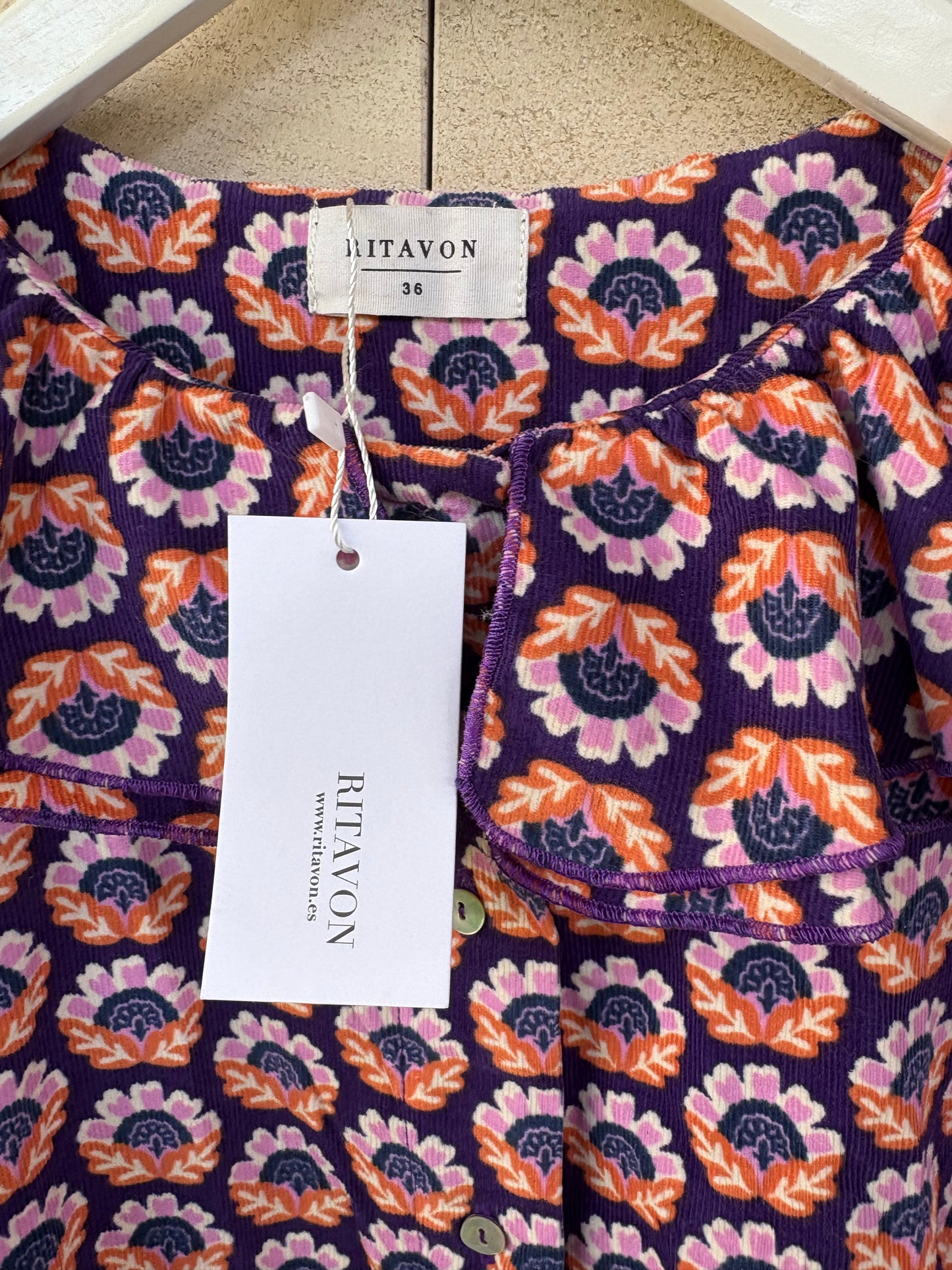 RITAVON. Textured printed blouse. T.S.