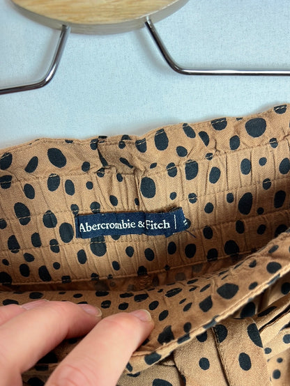 ABERCROMBIE&FITCH. Pantalón marrón fluido estampado T.s