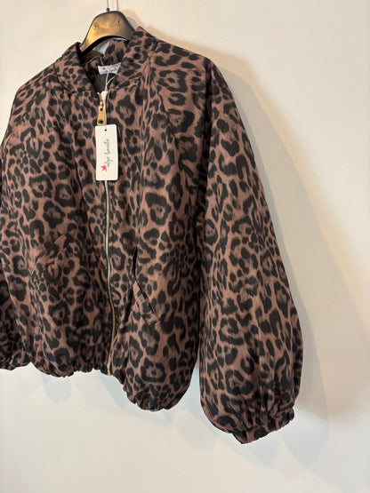 ALGO BONITO. Bomber animal print