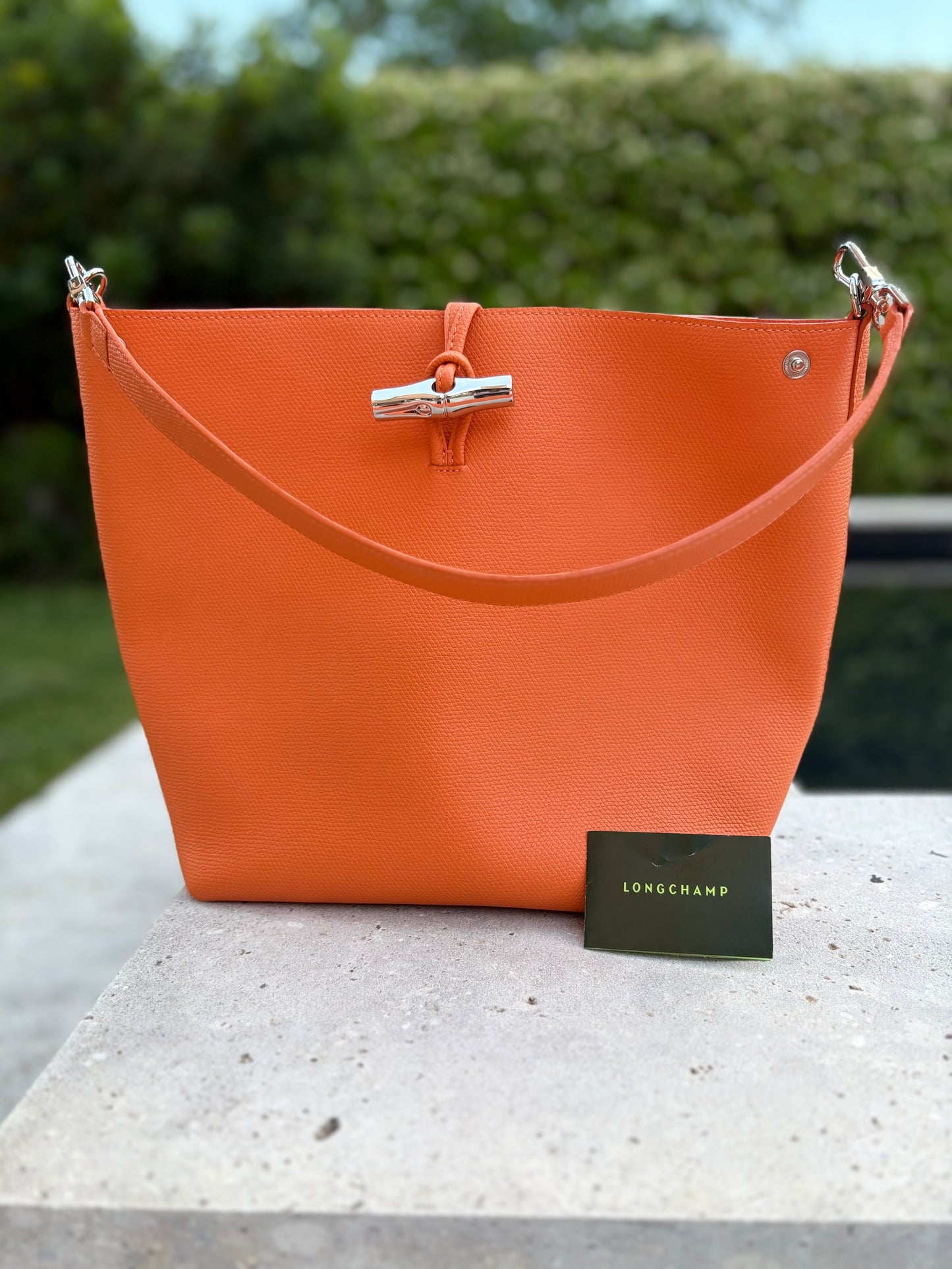 LONGCHAMP. Bolso naranja de hombro
