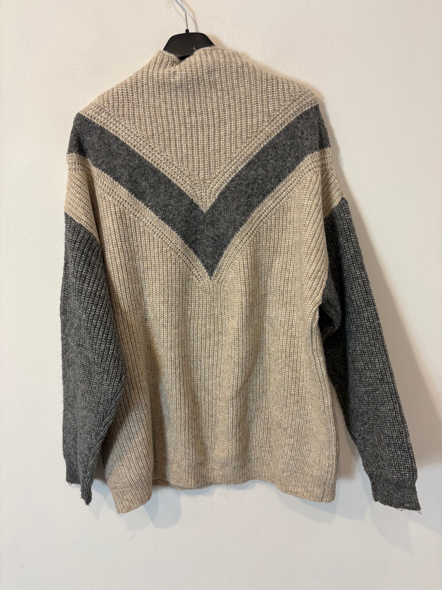 MANGO. Jersey  bicolor perkins