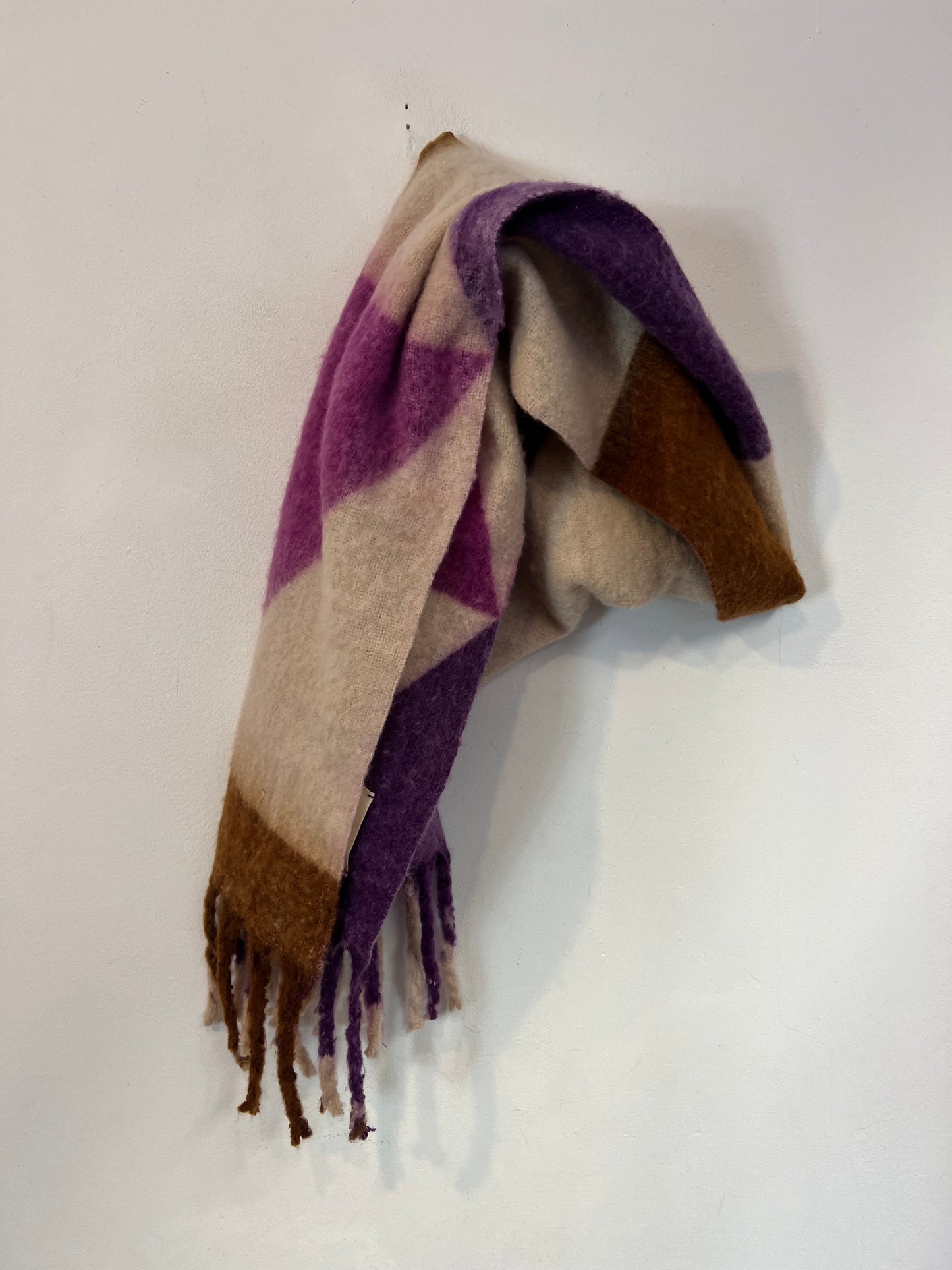 TINTORETTO. Bufanda tonos malva