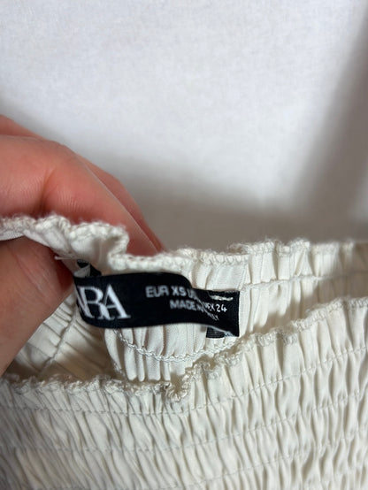 ZARA. Short fitted honeycomb dress. XS