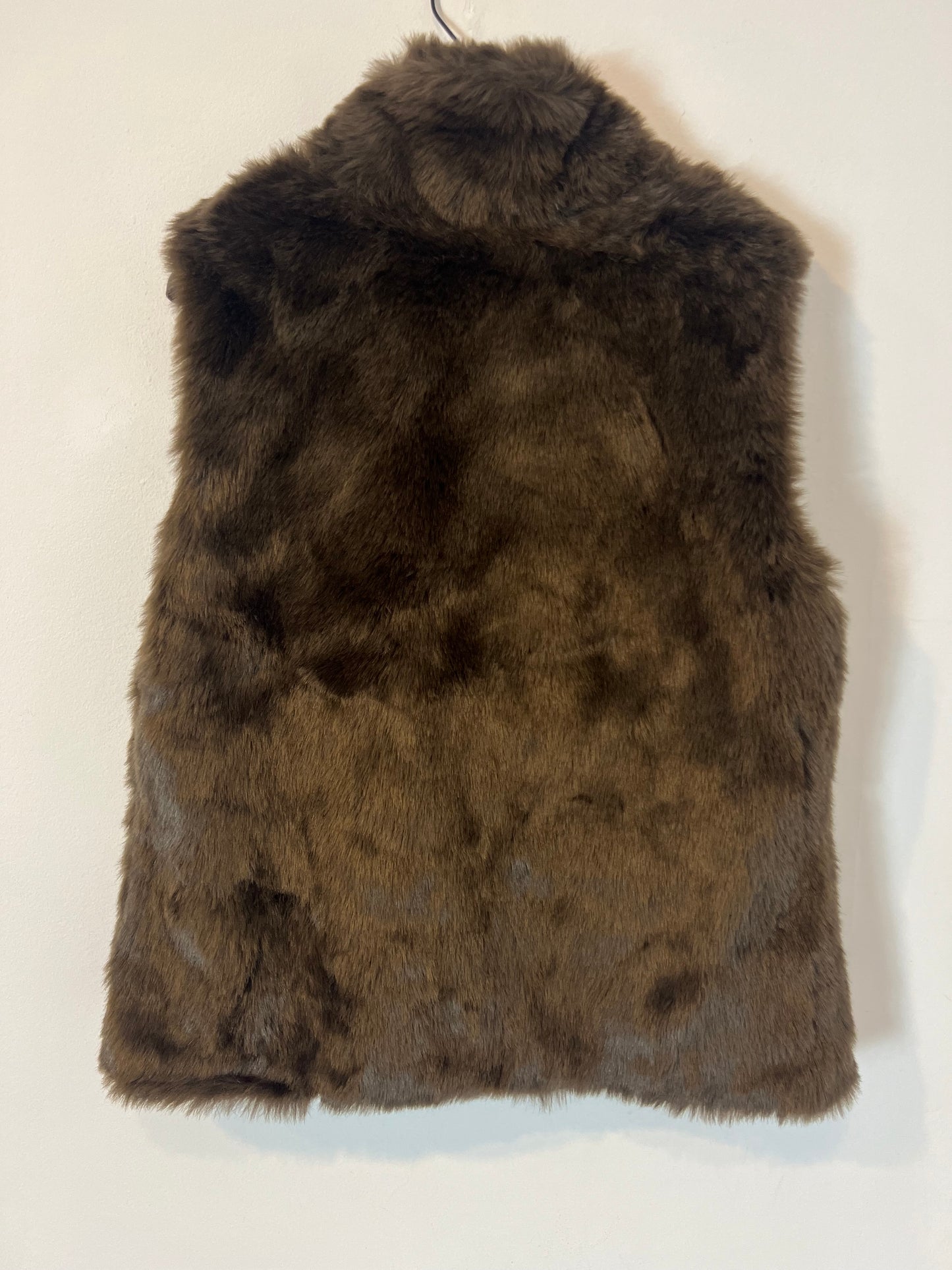 EASY WEAR. Chaleco pelo marrón chocolate. T M