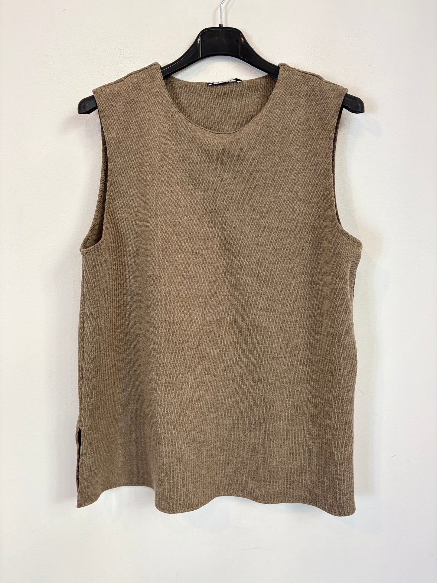 ZARA. Top punto marrón jaspeado