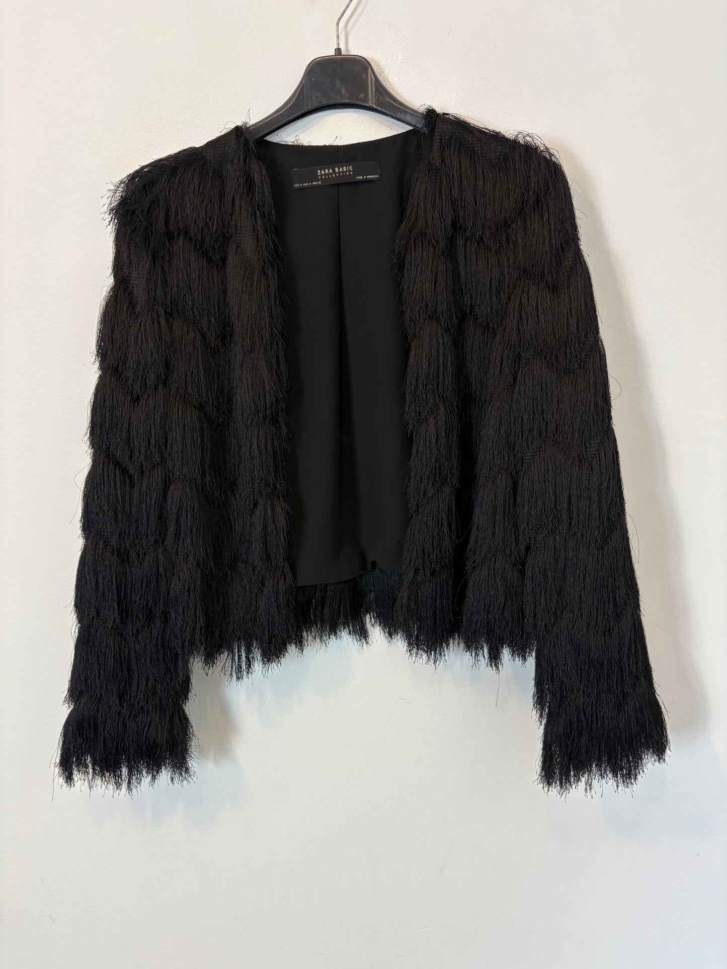 ZARA. Black fringed jacket. TM