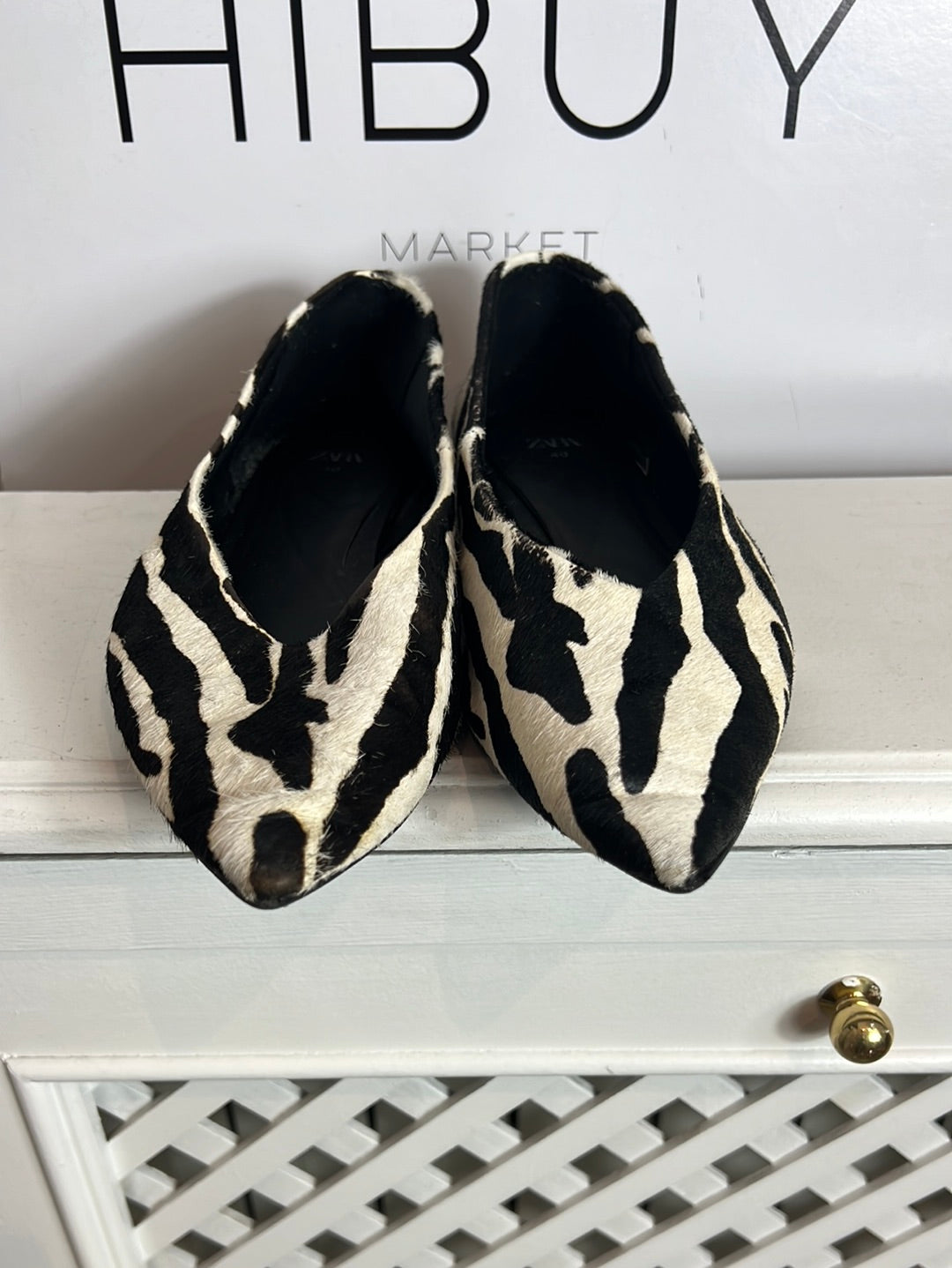 ZARA. Zapato plano textura print. T 40