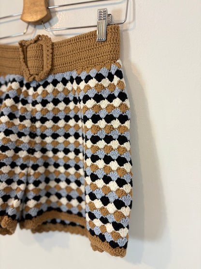 ZARA. Pantalón corto croché T.s