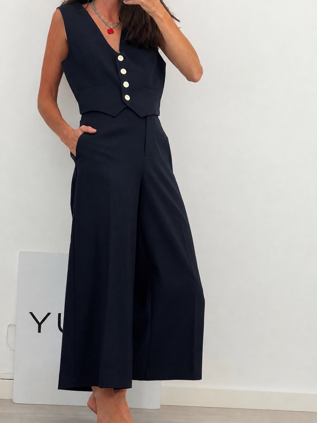 ZARA. Conjunto chaleco y pantalón pinzas azul