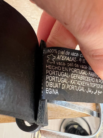 ZARA. Cinturón piel hebilla piedra. T 85