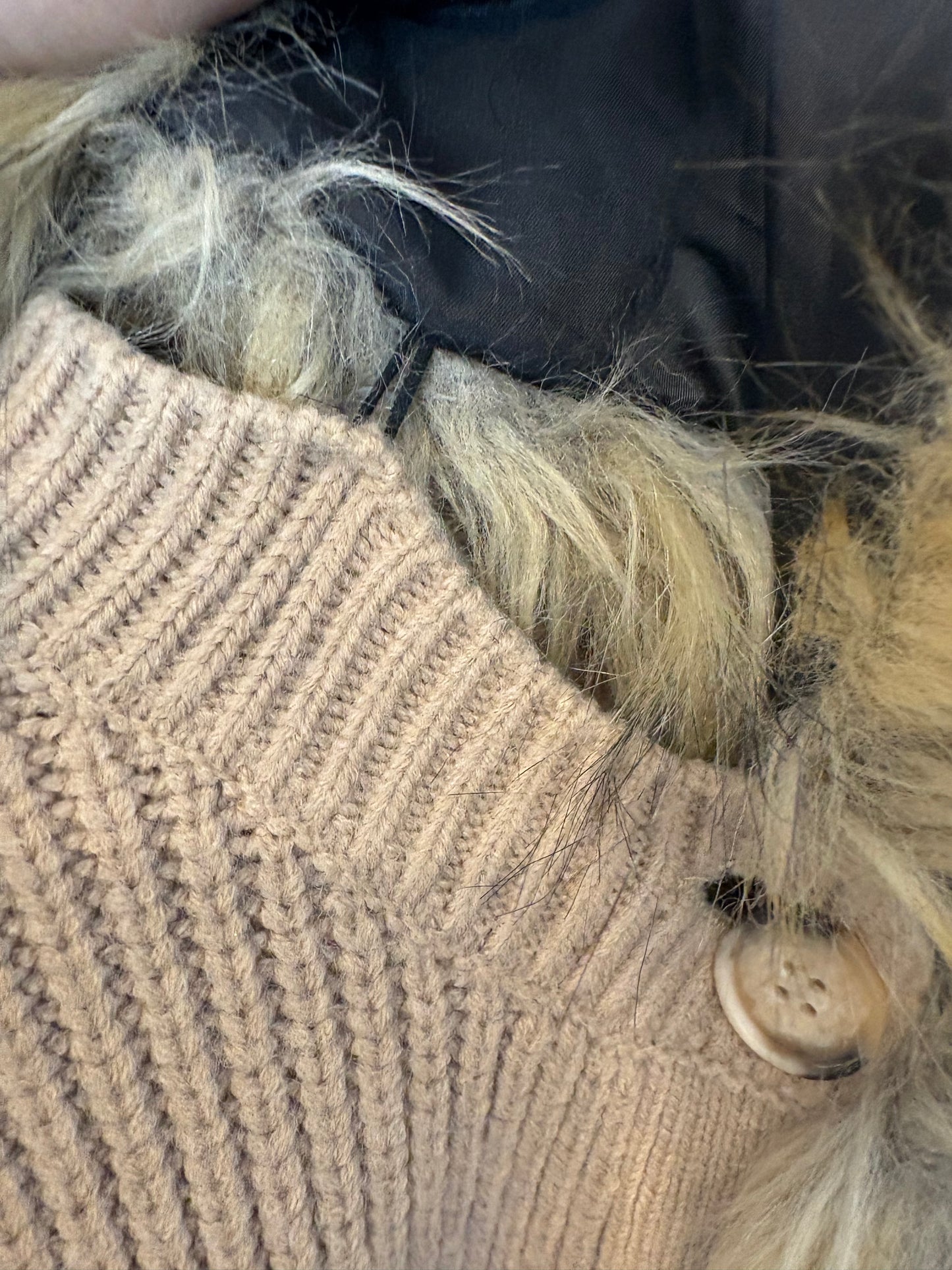 ZARA. Chaqueta punto grueso cuello