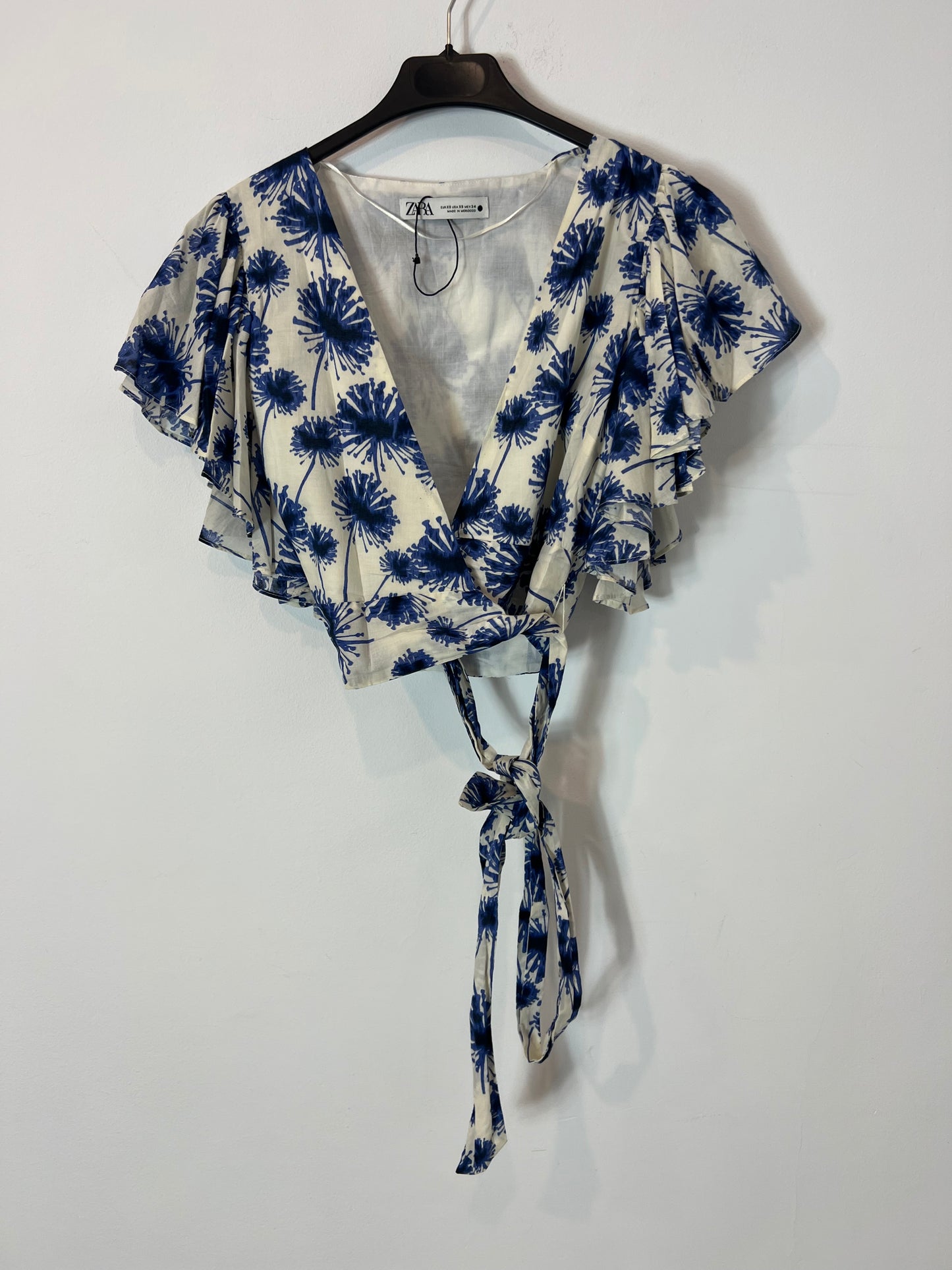 ZARA. Total look falda  y top flores T.xs