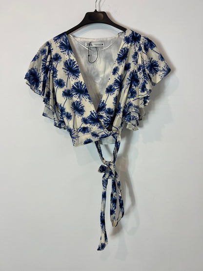 ZARA. Total look falda  y top flores T.xs