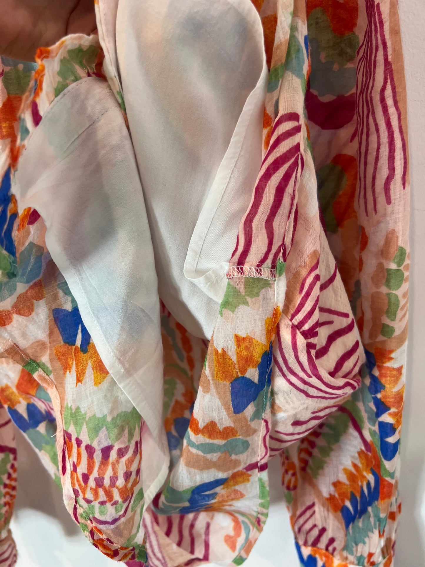 POLIN ET MOI. Ts colorful print blouse