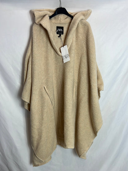 ZARA. Beige hooded poncho. TM
