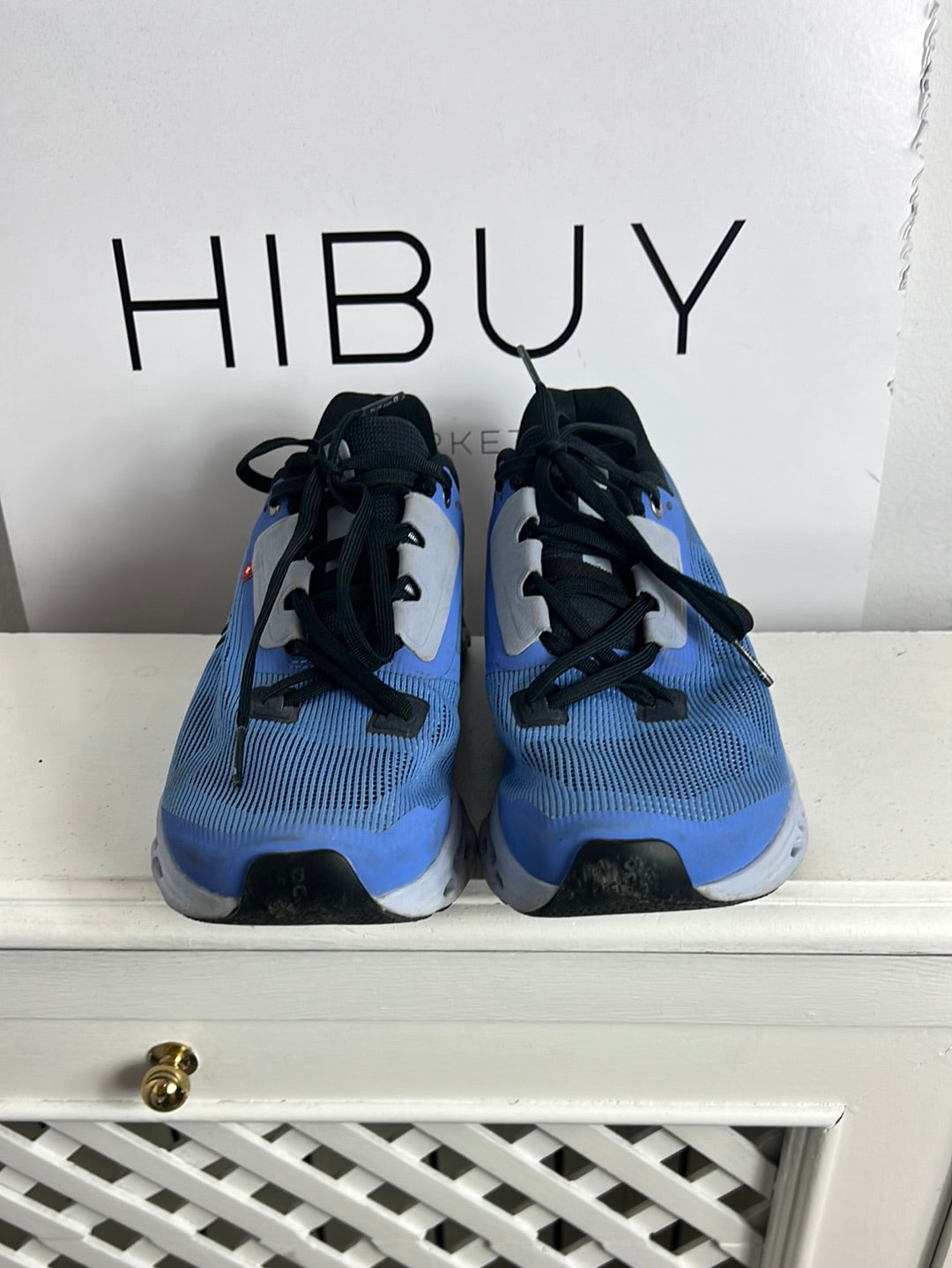 ON. Zapatillas azules y grises. T 40