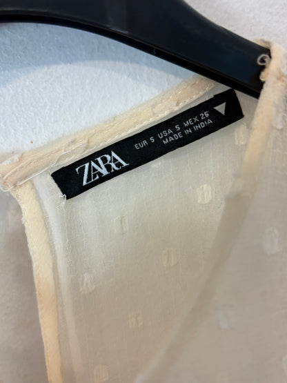 ZARA.Vestido largo detalles bordado