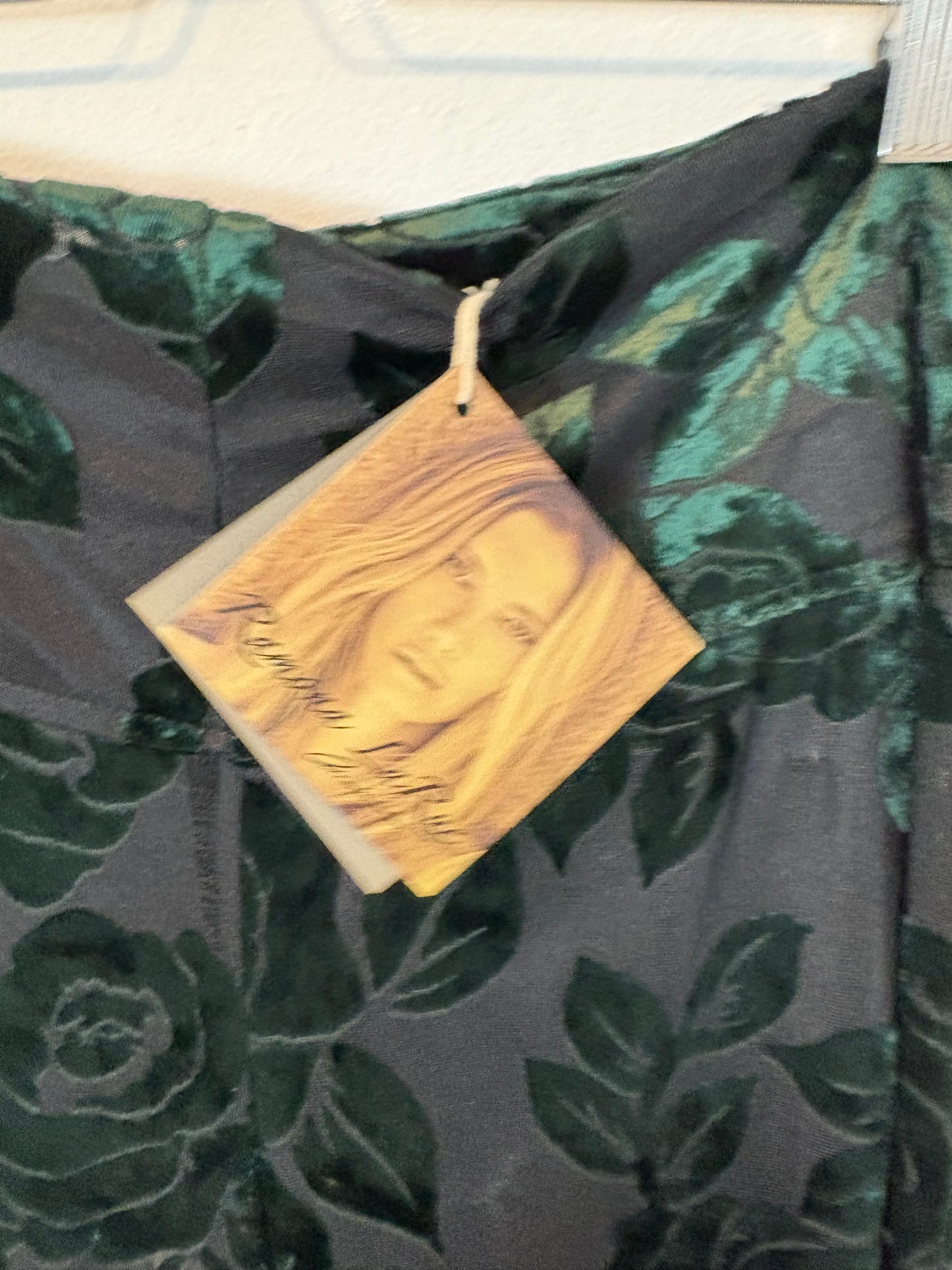 RAMONALARUE. Pantalón fluido con terciopelo