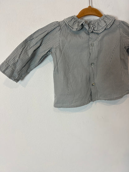 THE LIZARD IS CRYING. Gray plaid blouse with ruffled collar. Size 0 months