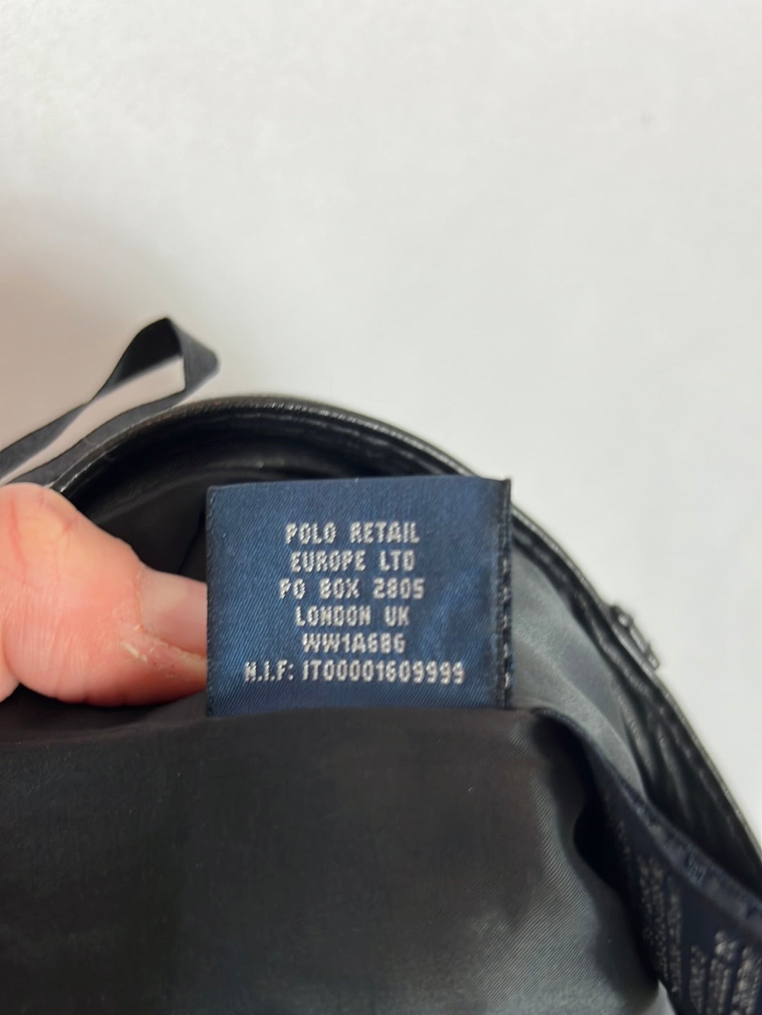 RALPH LAUREN. Black leather trousers with seams. Size 29 (38)