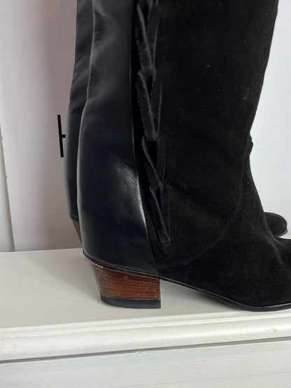 OTRAS. Botas alta piel doble textura. T 39