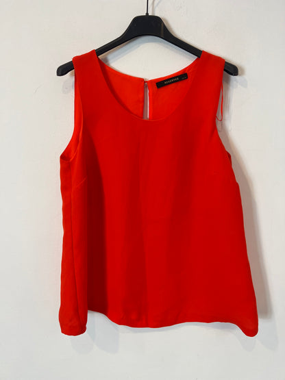 RESERVED. Top rojo fluido. T 36