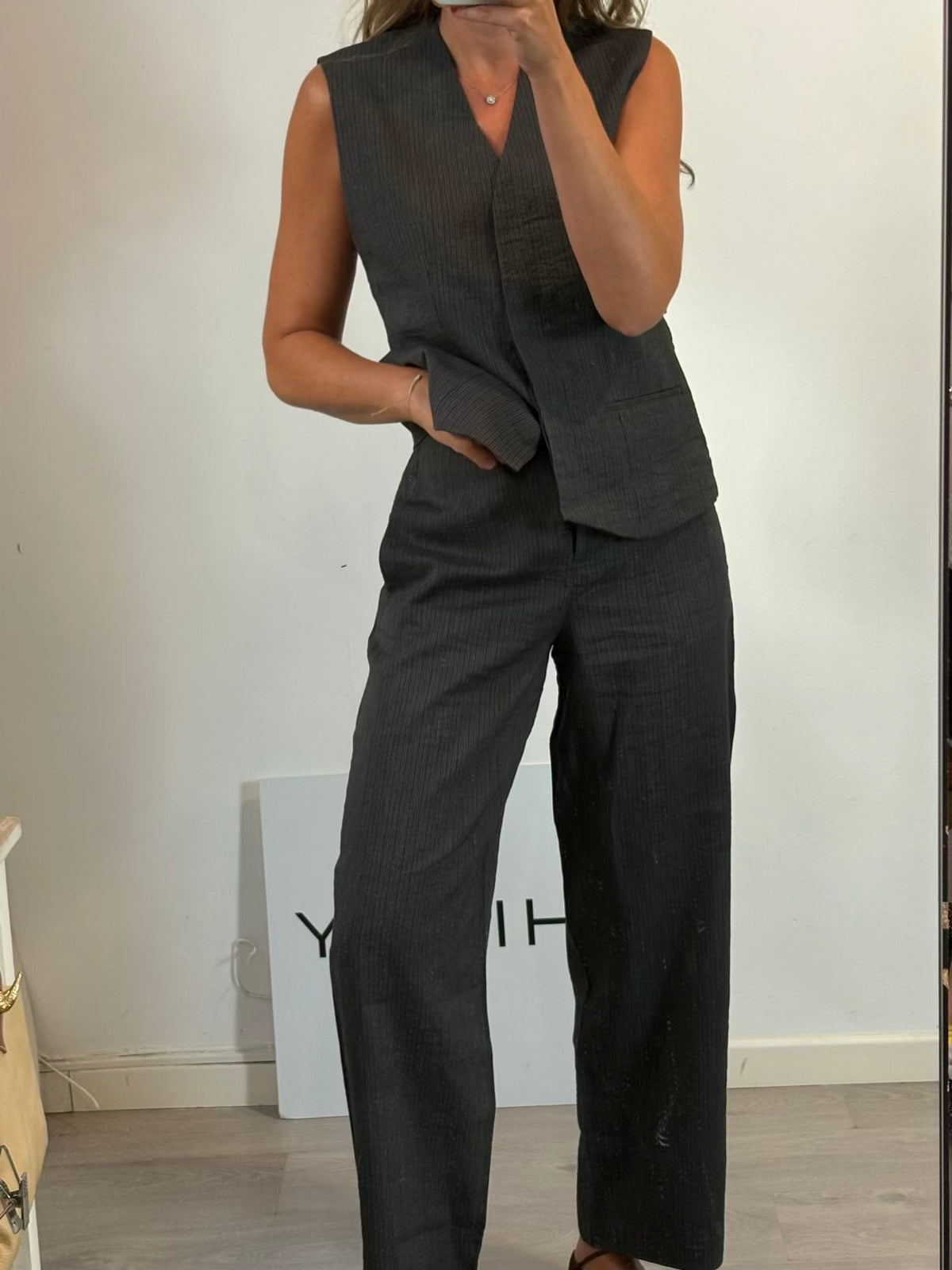 MASSIMO DUTTI. Conjunto gris marengo textura