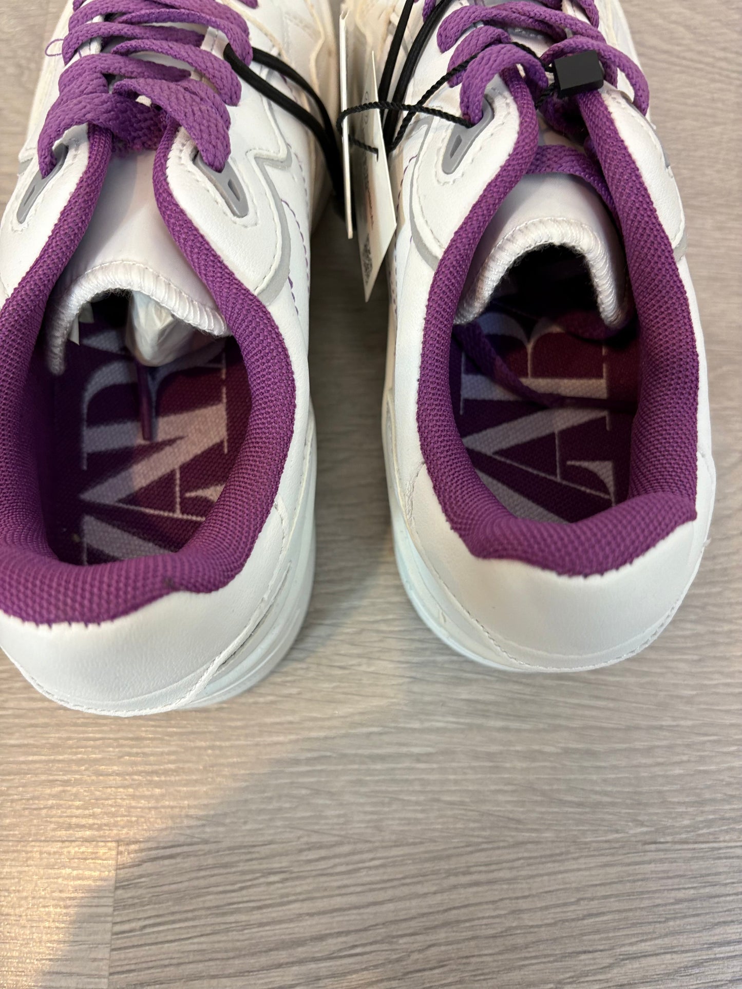 ZARA. White sneakers with purple laces. Size 37