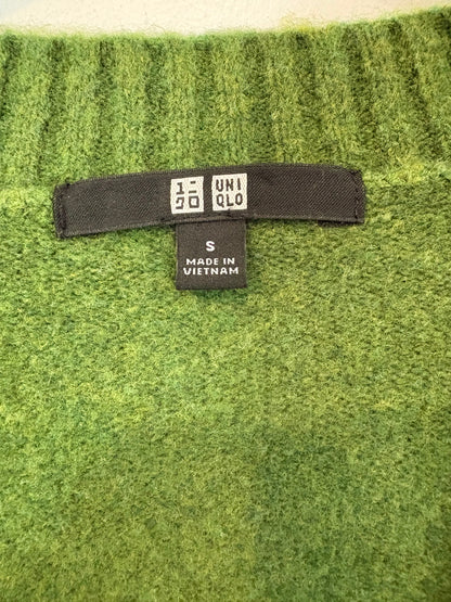 UNIQLO. Cárdigan verde punto suave. T S