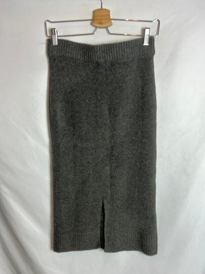 H&M.Falda midi punto verde. T S