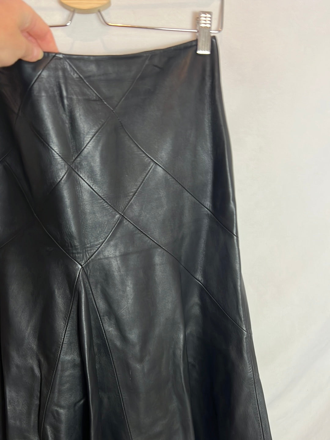 NICOLEFARHI. Stitched leather midi skirt. Size 42