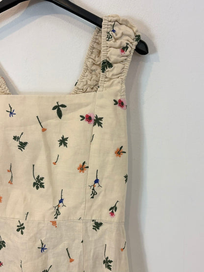 ZARA. Vestido largo  lino bordados