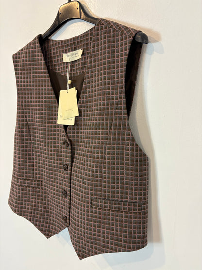 SEE U SOON. Conjunto pantalón y chaleco cuadros