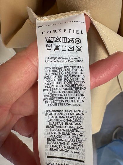 CORTEFIEL. Chaleco beige textura