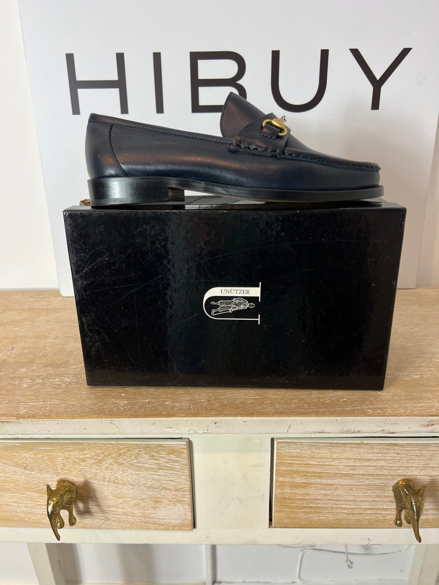 UNÜTZER. Dark blue leather loafers. Size 37.5