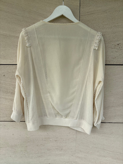 MASSCOB. Top manga larga detalles troquelados. T M