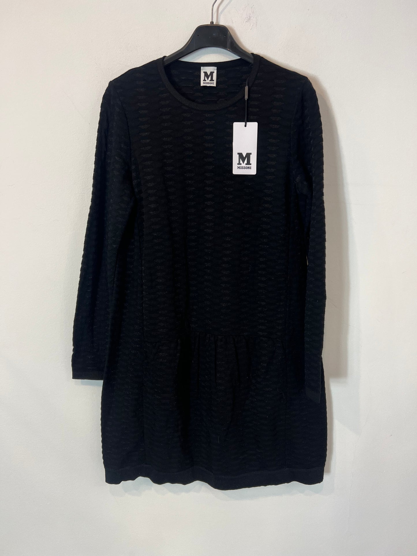 MISSONI. Black dress with shiny thread texture. Size 42