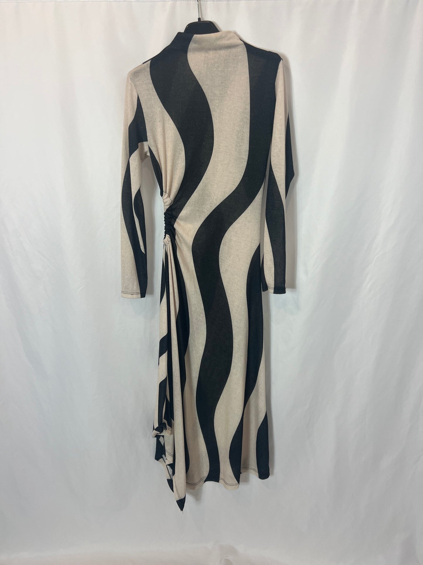 AMY. Vestido largo rayas detalles hilos Tu(s/m)