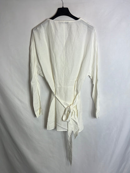 ZARA. Blusa efecto Lino color crudo lazada. T XS