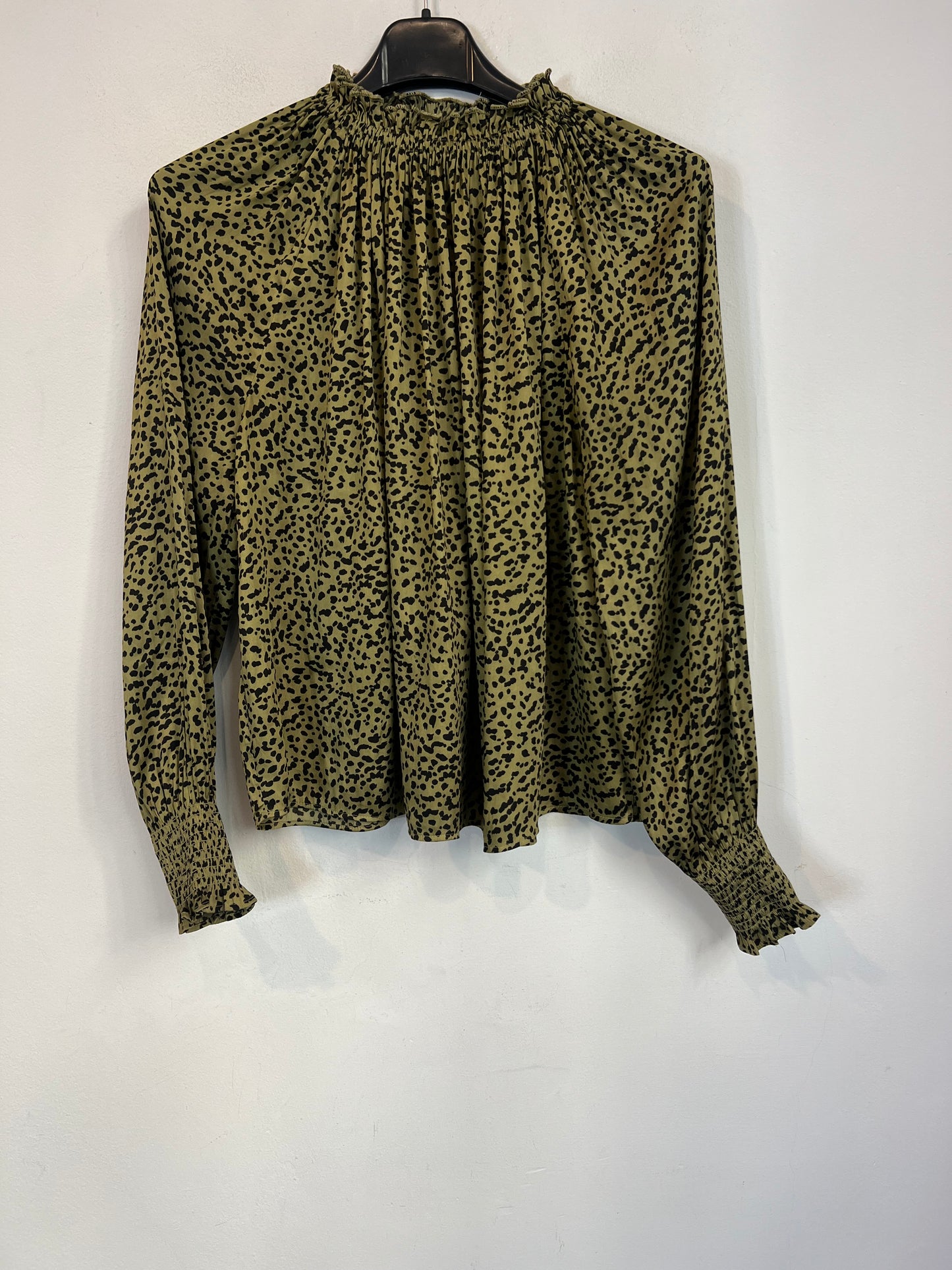 ZARA. Striped knit top Ts